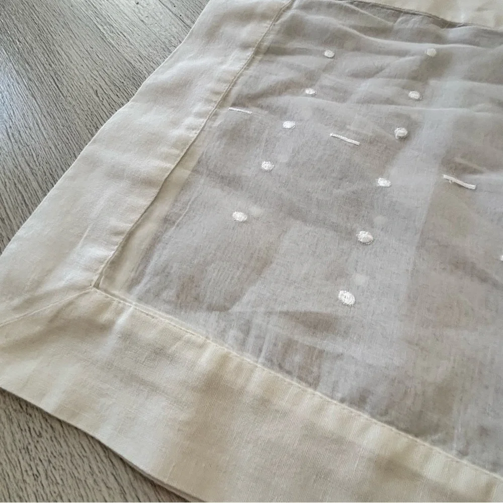 BLANC D’IVOIRE Set Of 2 White 100% Cotton Sheer Luxury Embroidered 19” X 13”